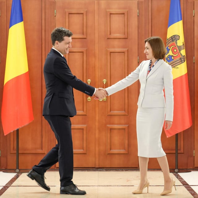 <p>Predsjednica Moldavije Maia Sandu i predsjednik&nbsp;Rumunjske Nicusor Dan</p>
