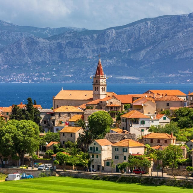<p>Postira Brač</p>