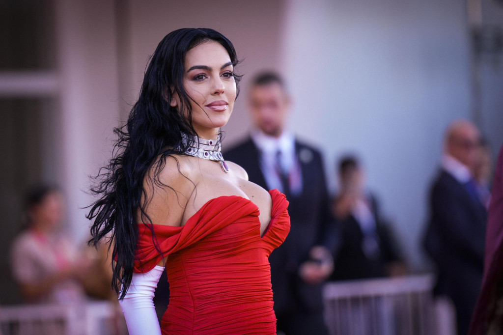 <p>Georgina Rodriguez&nbsp;</p>