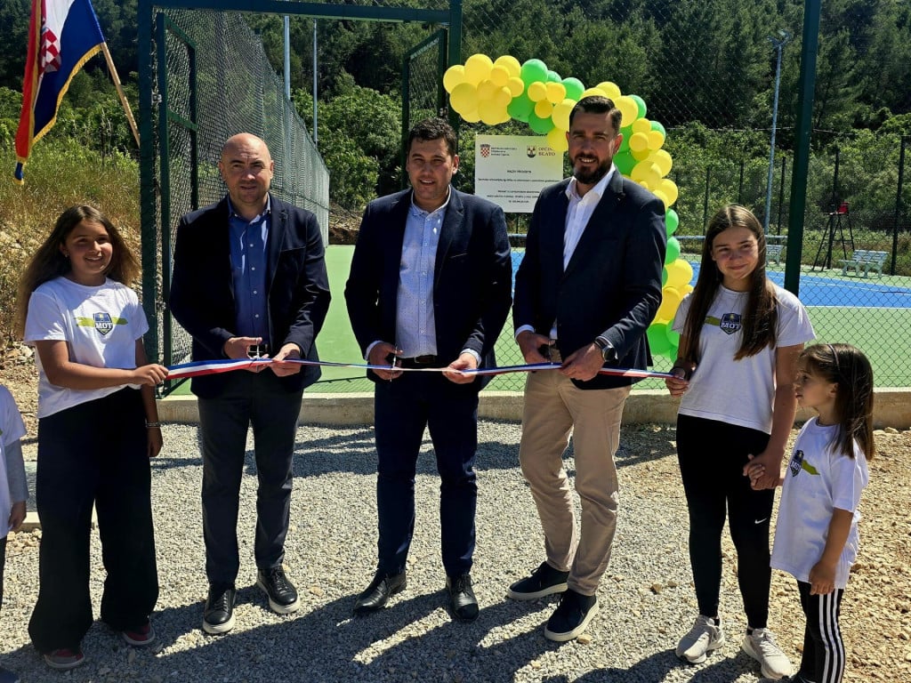 <p>Župan u službenom posjetu Općini Blato</p>