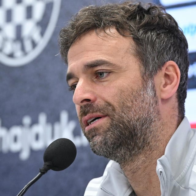 <p>Gonzalo Garcia</p>
