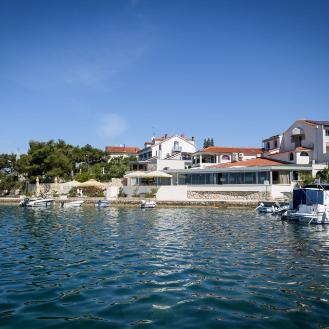 <p>Priča o kultnom &scaron;ibenskom restoranu, u stvari je priča o obiteljskom zajedni&scaron;tvu i posvećenosti</p>