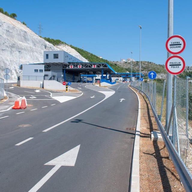 <p><br>
Međunarodni granični prijelaz Gornji Brgat izmedju Republike Hrvatske i Bosne i Hercegovine</p>