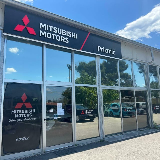 <p>Novi Mitsubishijev salon</p>
