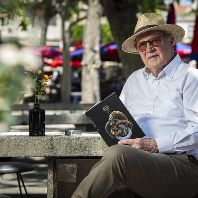<p>Arhitekt Jerko Ro&scaron;in: &rdquo;Hajduk jest sveto ime, ali...&rdquo;</p>