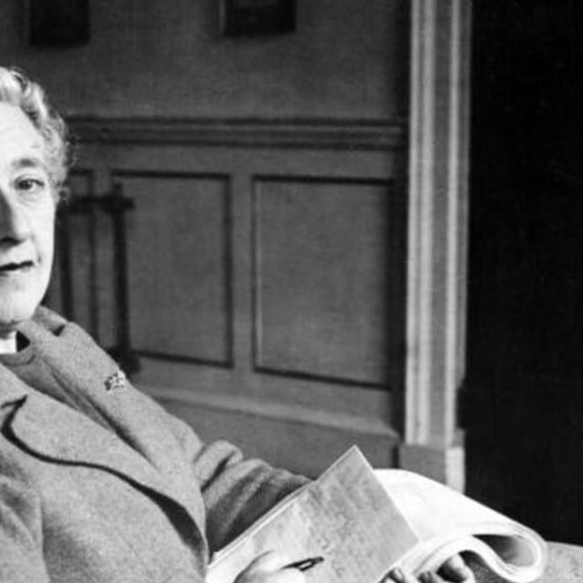 <p>Agatha Christie</p>