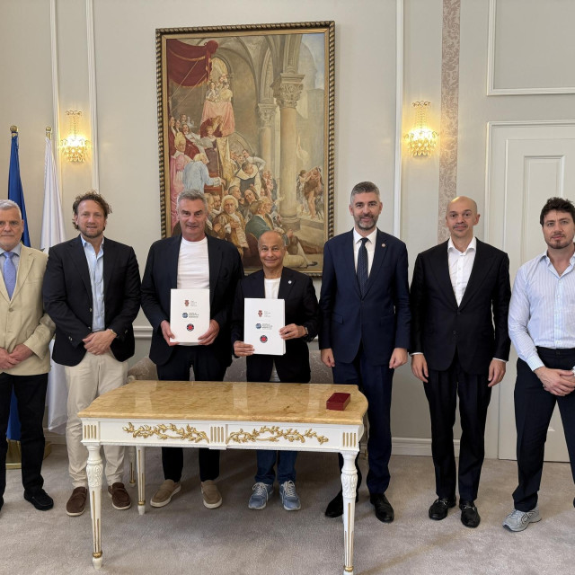<p>Dubrovnik ovog ljeta domaćin Otvorenog prvenstva u vaterpolu 4x4</p>