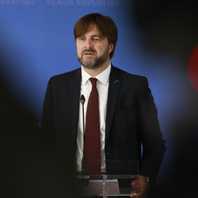<p>Plan ministra financija Tomislava Ćorića</p>

<p>&nbsp;</p>

<p><br>
&nbsp;</p>