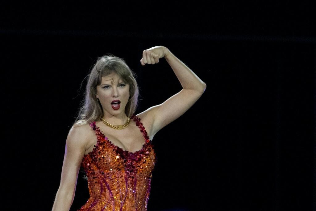 <p>Taylor Swift</p>