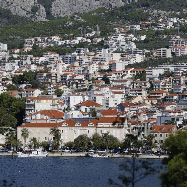<p>U potpuno betoniranoj Makarskoj, tekstualni dio izmjena PPU-a Makarska usvojen je prije dvije i pol godine</p>