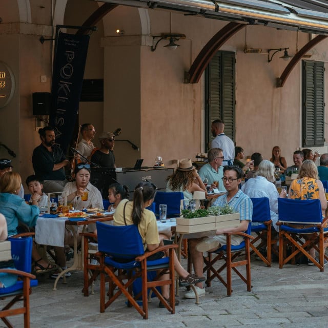<p>Upravo je stabilnost radne snage postala jedan od ključnih preduvjeta uspje&scaron;ne turističke sezone...</p>
