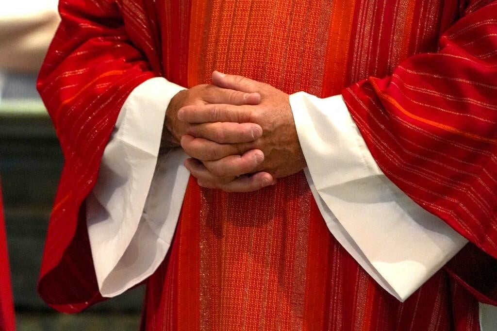 <p>Umirovljeni katolički svećenik,&nbsp;hrvatsko-njemački državljanin navodno je prijetio susjedima u Crikvenici, dok on tvrdi da je susjed njega vrijeđao&nbsp;&nbsp;(ilustracija)&nbsp;</p>