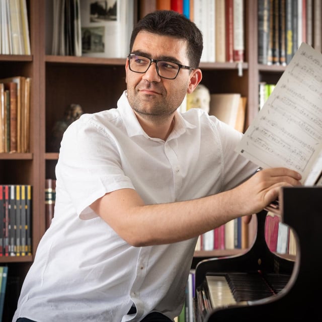 <p>Tonći Ćićerić, maestro i ravnatelj Javne ustanove u kulturi Solin postao je gradski pročelnik</p>