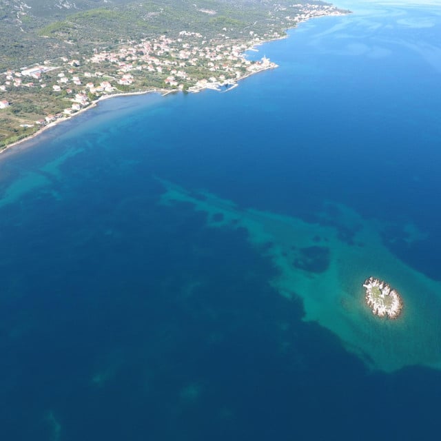 <p>Uz obalu Pa&scaron;mana u moru na dubini od pet metara otkrili neolitičko nalazi&scaron;te iz petog tisućljeća prije Krista</p>

<p>ODJEL ZA ARHEOLOGIJU SVEUČILI&Scaron;TA U ZADRU</p>
