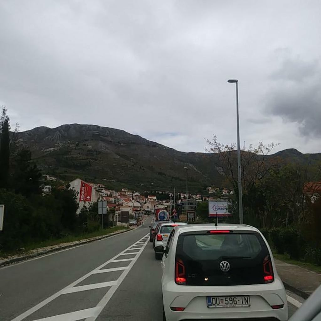 <p>Prometne gužve kroz Župu dubrovačku</p>