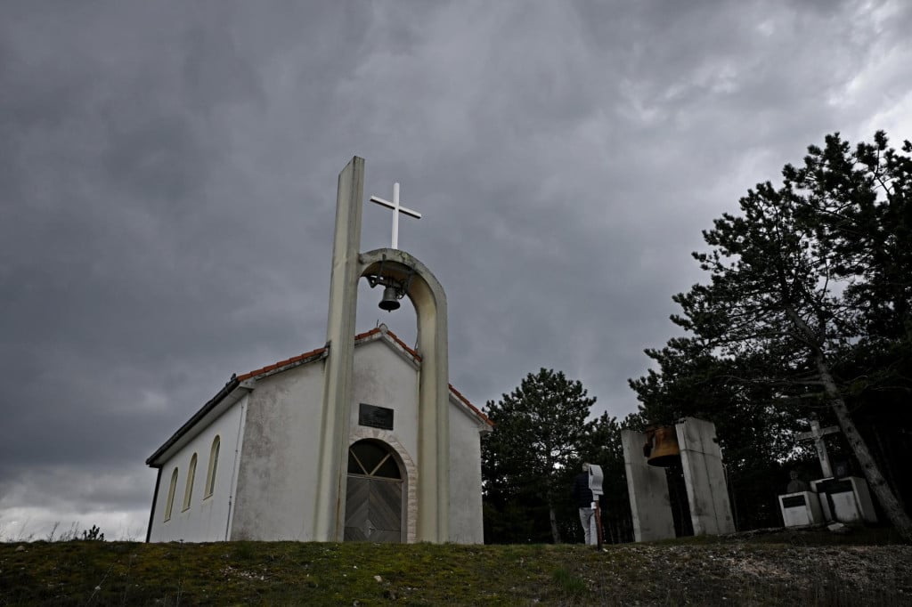 <p>Crkva Ivana Krstitelja u Lokvičićima</p>