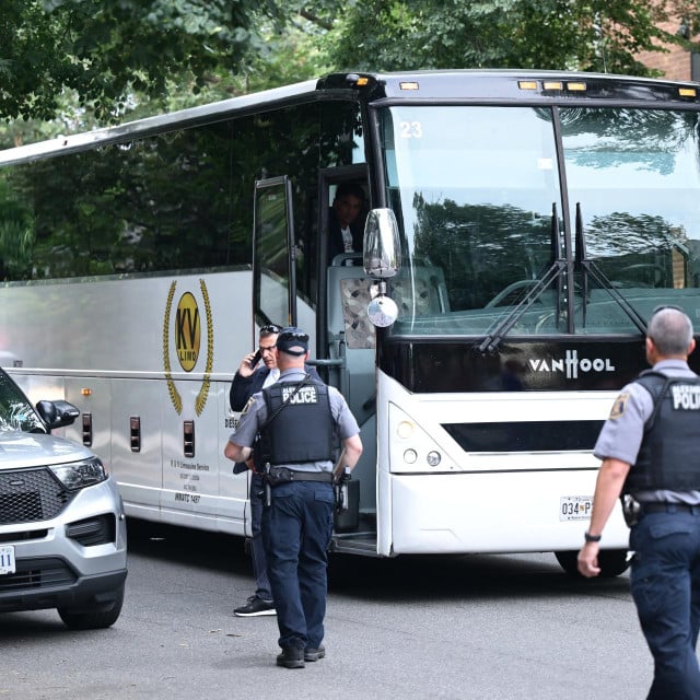 31890854