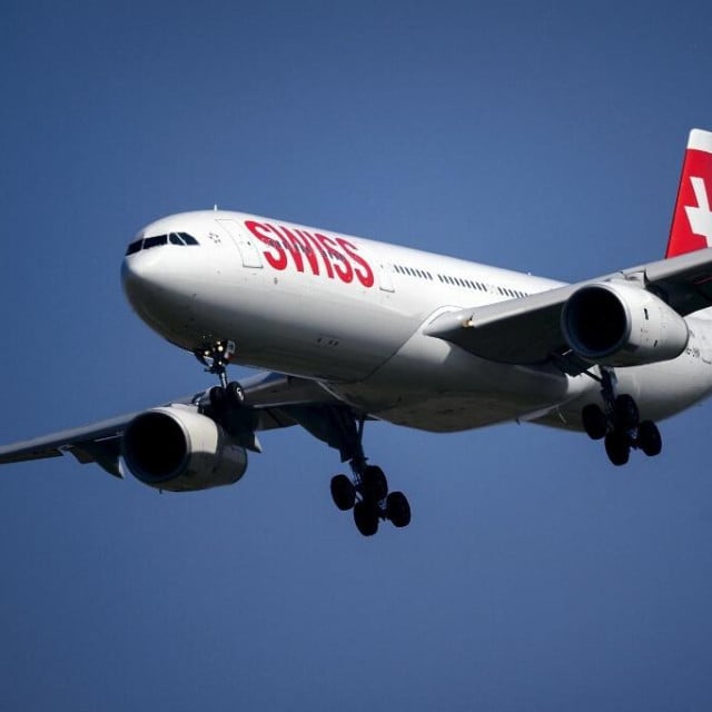 <p>Airbus A330</p>
