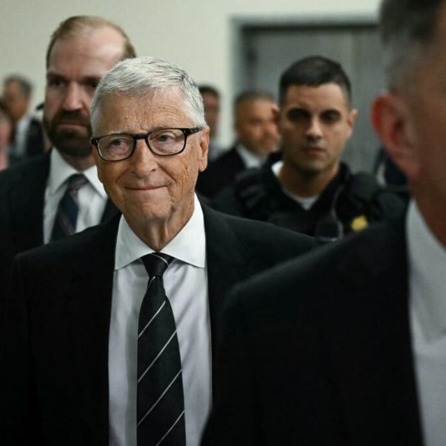 <p>&nbsp;Bill Gates&nbsp;izjavio je pred kongresnim odborom u Washingtonu da nikada nije imao osoban odnos s Jeffreyjem Epsteinom te da je brzo prekinuo sve kontakte</p>