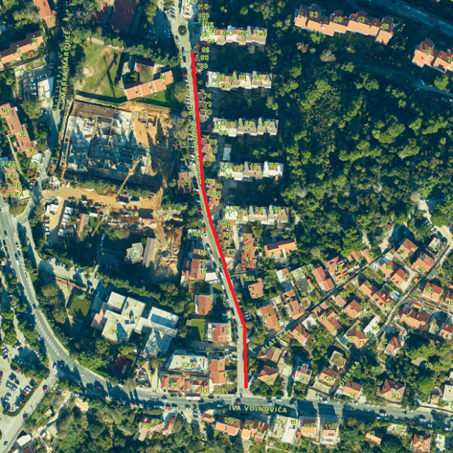 <p>Od ponedjeljka radovi u Čokolinu, sanira se nogostup</p>
