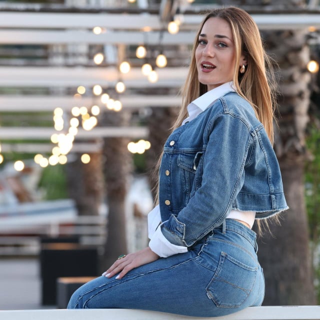 <p>Lorena Bućan</p>