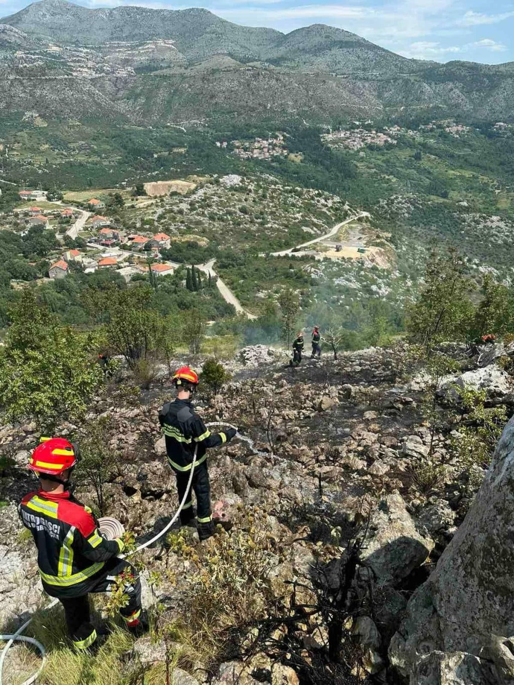 <p>Požar kraj Gornjeg Brgata</p>