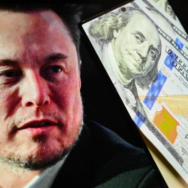 <p>Elon Musk danas je postao<strong>&nbsp;</strong>prvi svjetski bilijuna&scaron;&nbsp;</p>