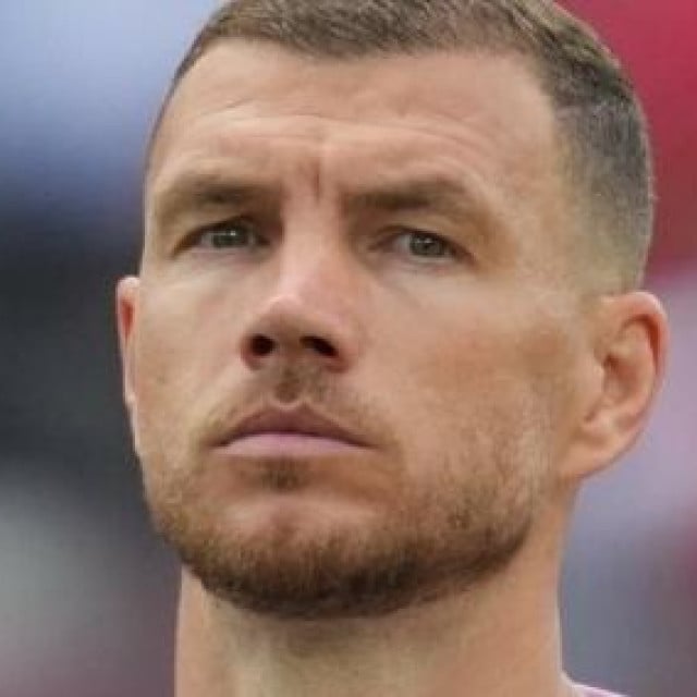 <p>Edin Džeko</p>