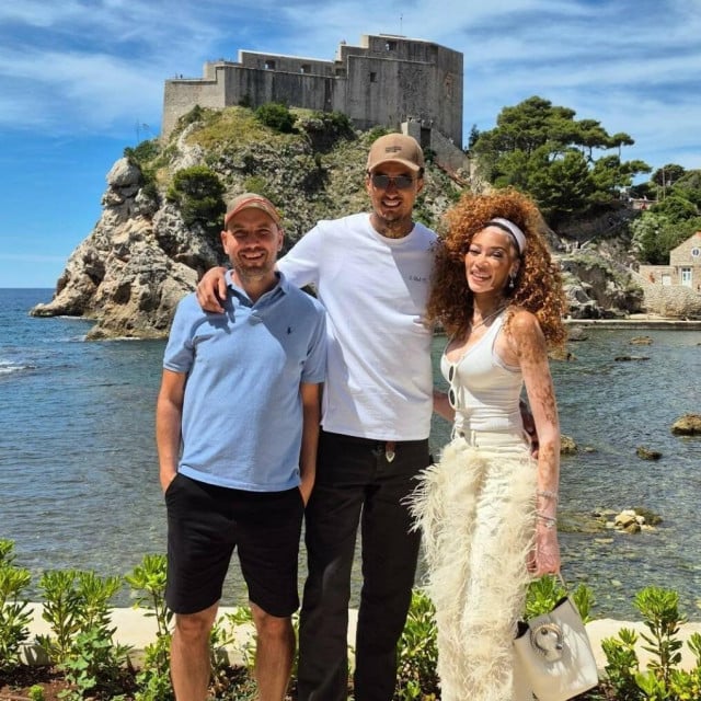 <p>Ivan Vuković Vuka, Kyle Kuzma i Winnie Harlow u Dubrovniku</p>