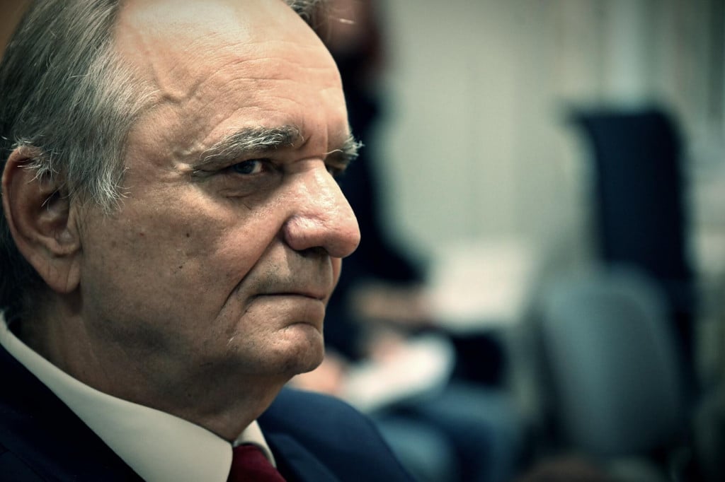 <p>Glava&scaron; je jedan od onih izopačenih tipova kakvi u svim ratovima prepoznaju svoju &scaron;ansu...</p>