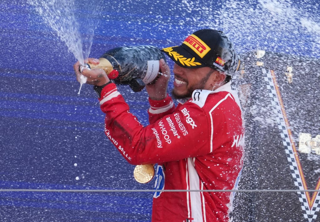 <p>Lewis Hamilton</p>