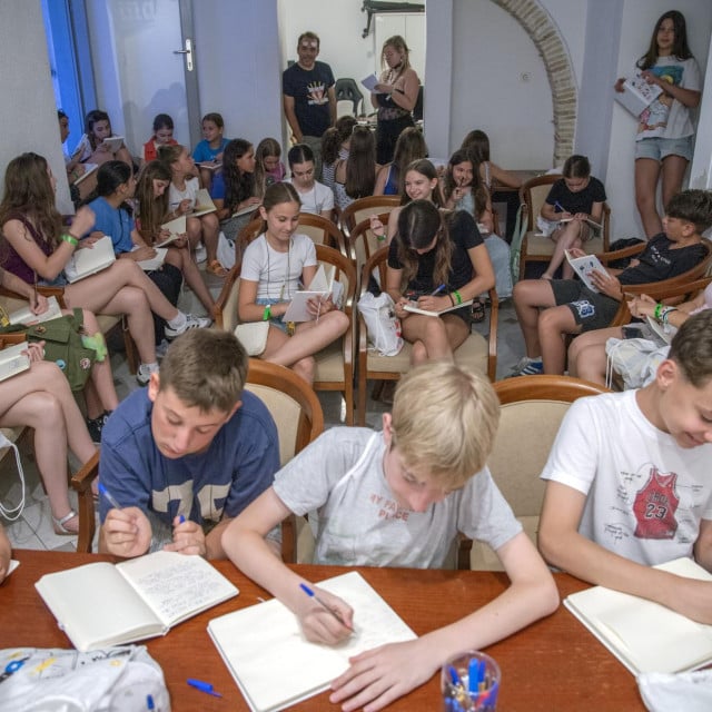<p>Sibenik, 160626.<br>
Nora, djecja novinarska radionica koja je dio programa Medunarodnog djecijeg festivala u suradnji sa Slobodnom Dalmacijom.<br>