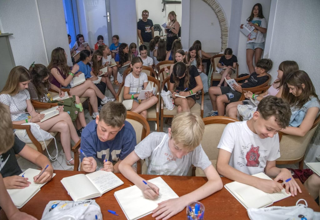 <p>Sibenik, 160626.<br>
Nora, djecja novinarska radionica koja je dio programa Medunarodnog djecijeg festivala u suradnji sa Slobodnom Dalmacijom.<br>