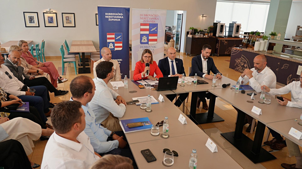 <p>Održan kolegij župana s gradonačelnicima i načelnicima</p>