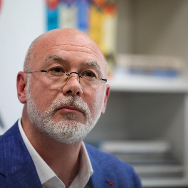 <p>Zagreb, 210526. Hrvatski olimpijski odbor. Konferencija za medije glavnog tajnika Hrvatskog olimpijskog odbora Sinise Krajaca povodom ostavke predsjednika odbora Zlatka Matese. Na fotografiji: Sinisa Krajac.