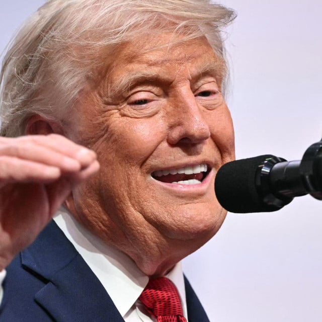 <p>Trump na summitu G7 u Evianu</p>