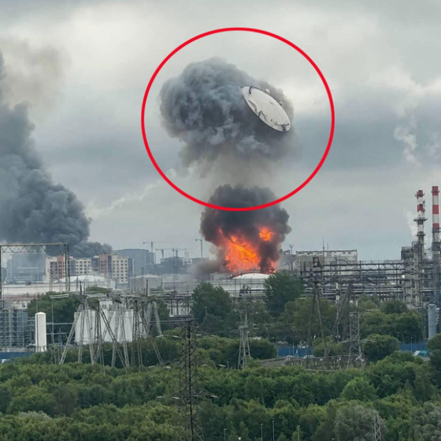 <p>Ukrajinski udar na Moskvu<br>
&nbsp;</p>