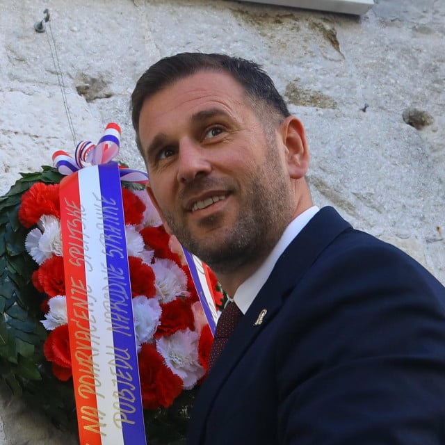 <p>Tomislav &Scaron;uta</p>