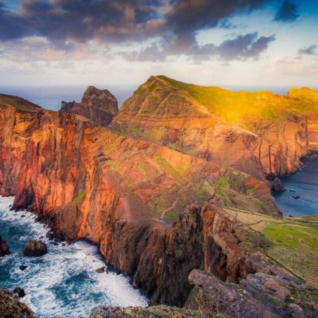 <p>Madeira</p>