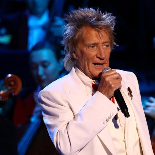 <p>Rod Stewart</p>