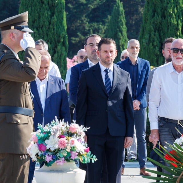 <p>Župan Blaženko Boban, gradonačelnik Tomislav &Scaron;uta i Ranko Britvić</p>