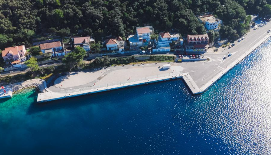 <p>Nova riva u Ublima na Lastovu</p>