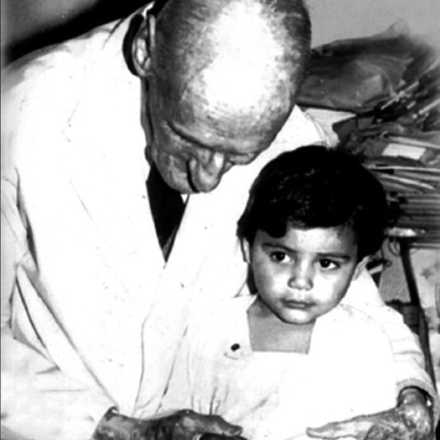 <p>Fotografija s naslovnice drugog izdanja knjige &lsquo;Medico de los &lsquo;Pobres&lsquo; (&lsquo;Liječnik siromaha&lsquo;)</p>