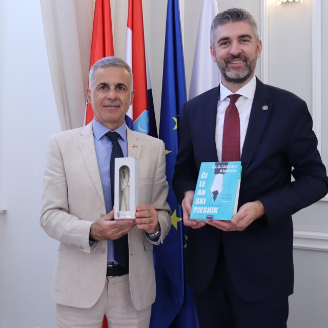 <p>Veleposlanik Republike Čile u nastupnom posjetu kod Frankovića</p>