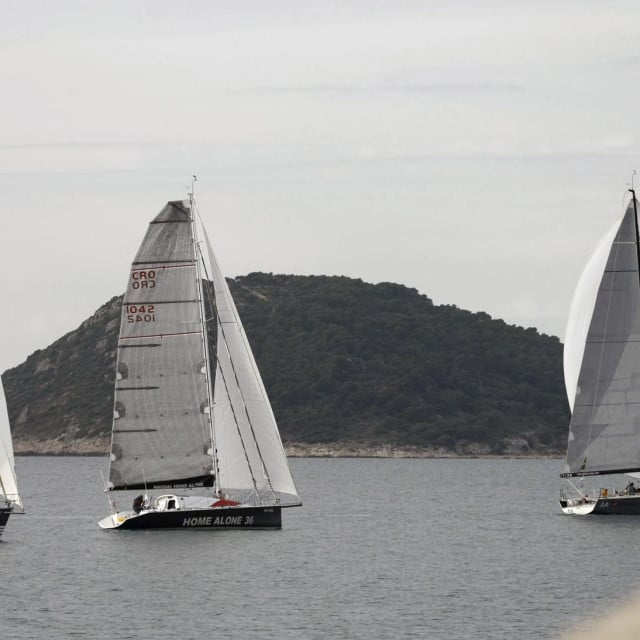 <p>Regata sv. Nikola za samce 2008.&nbsp;</p>
