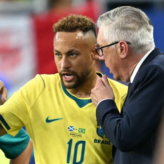 <p>Neymar i Carlo Ancelotti</p>
