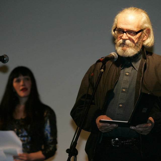<p>Vatroslav Mimica<br>
&nbsp;</p>
