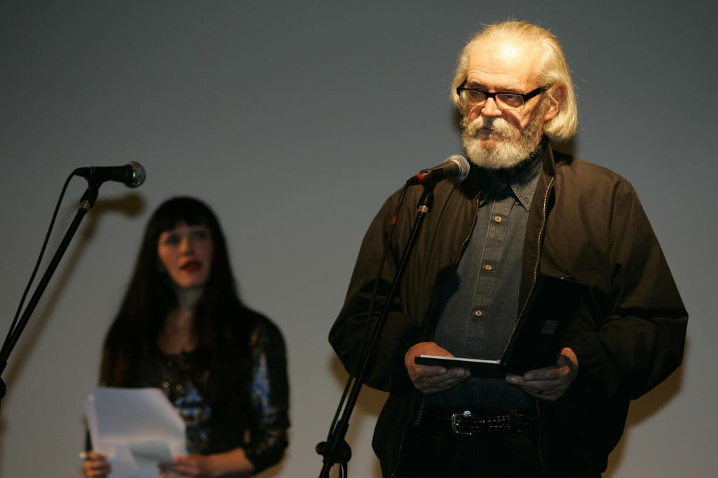 <p>Vatroslav Mimica<br>
&nbsp;</p>