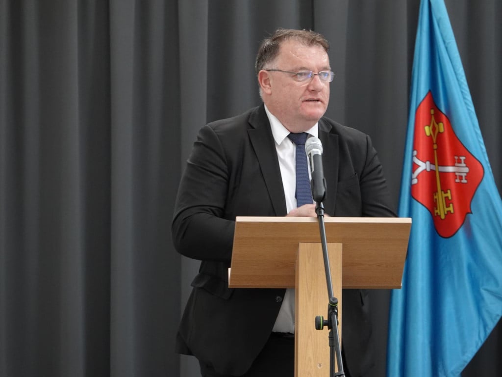 <p>Dožupan Ante &Scaron;o&scaron;ić naglasio je potporu Vlade RH u razvoju&nbsp; Imotske krajine sa svim njenim jedinicama lokalne samouprave</p>