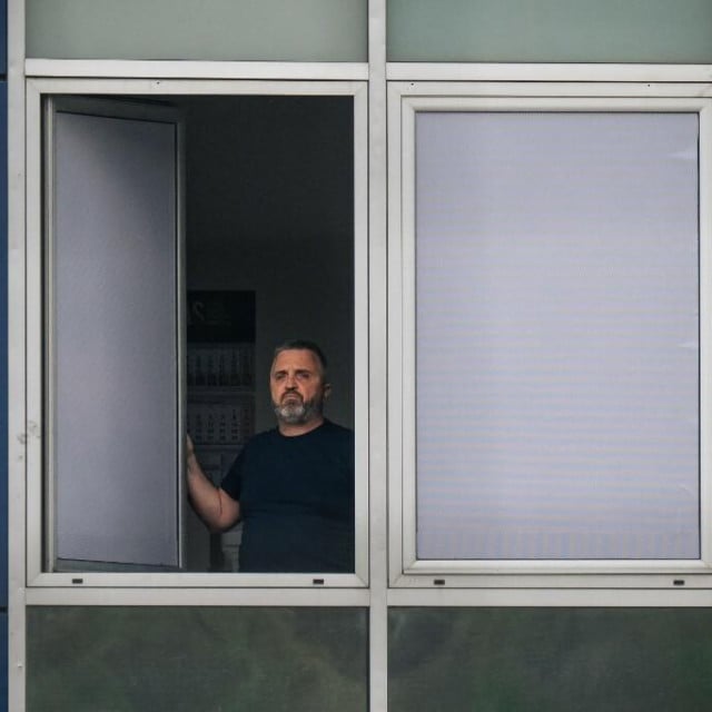 <p>Dragan Vučičeviću, vlasniku i uredniku&nbsp; Informera, zabranjen je ulazak u Crnu Goru&nbsp;</p>